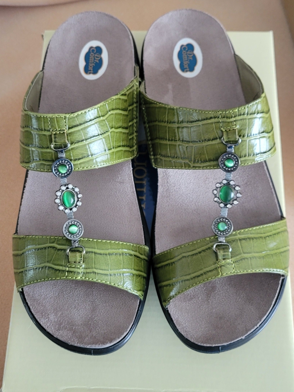 Dr. Comfort Sharon Leather Sandals in Green US 10 Like New